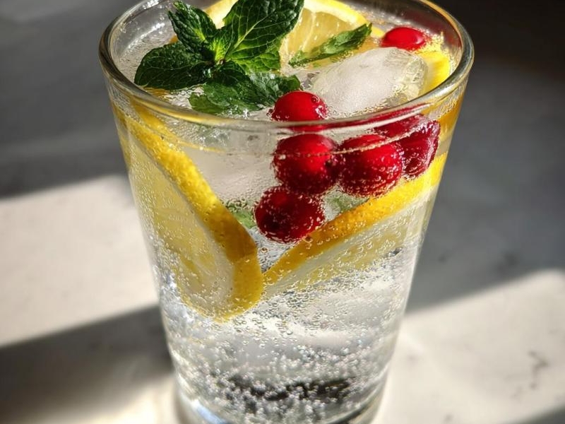 Drinking Water Aesthetic: 5 Stunning Ways to Elevate Hydration