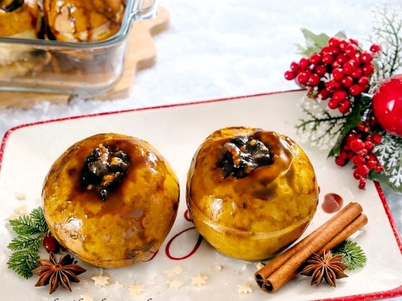 Pieczone jabłka z sosem toffi