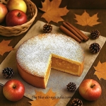 Szarlotka w kruchym...