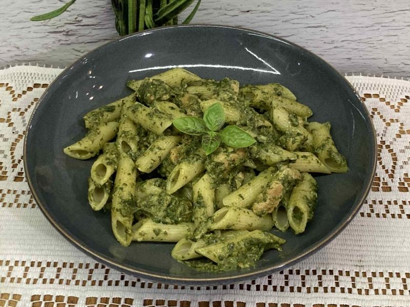 Penne ze szpinakiem i kurczakiem