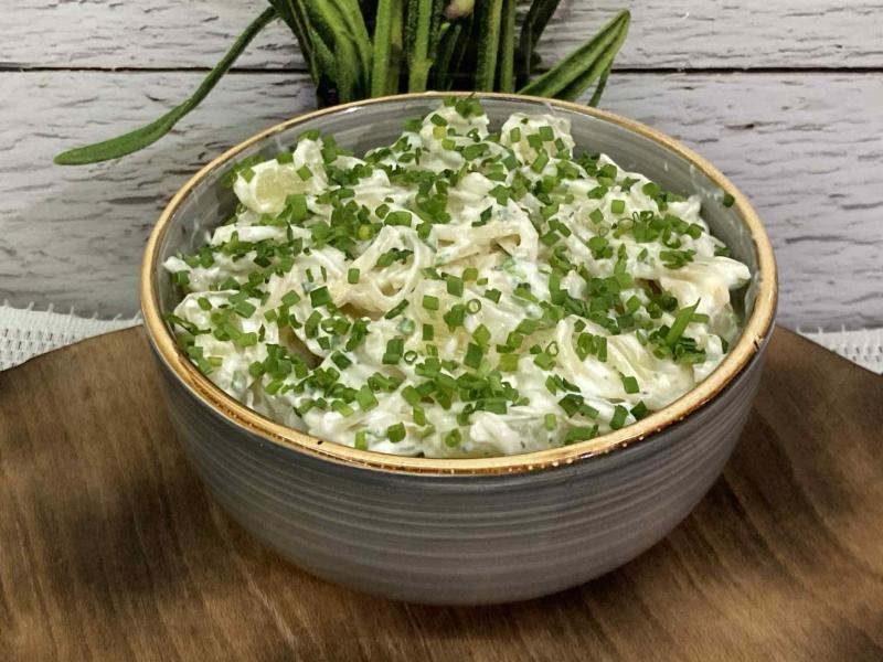 Szybka sałatka z selera i ananasa