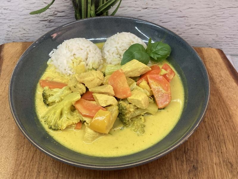 Żółte curry z kurczakiem
