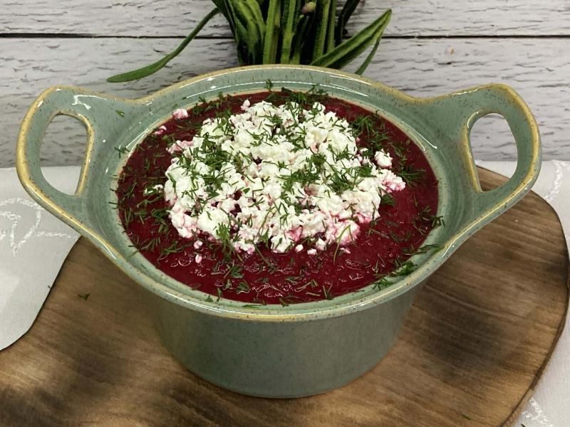 Krem z buraków i warzyw z fetą