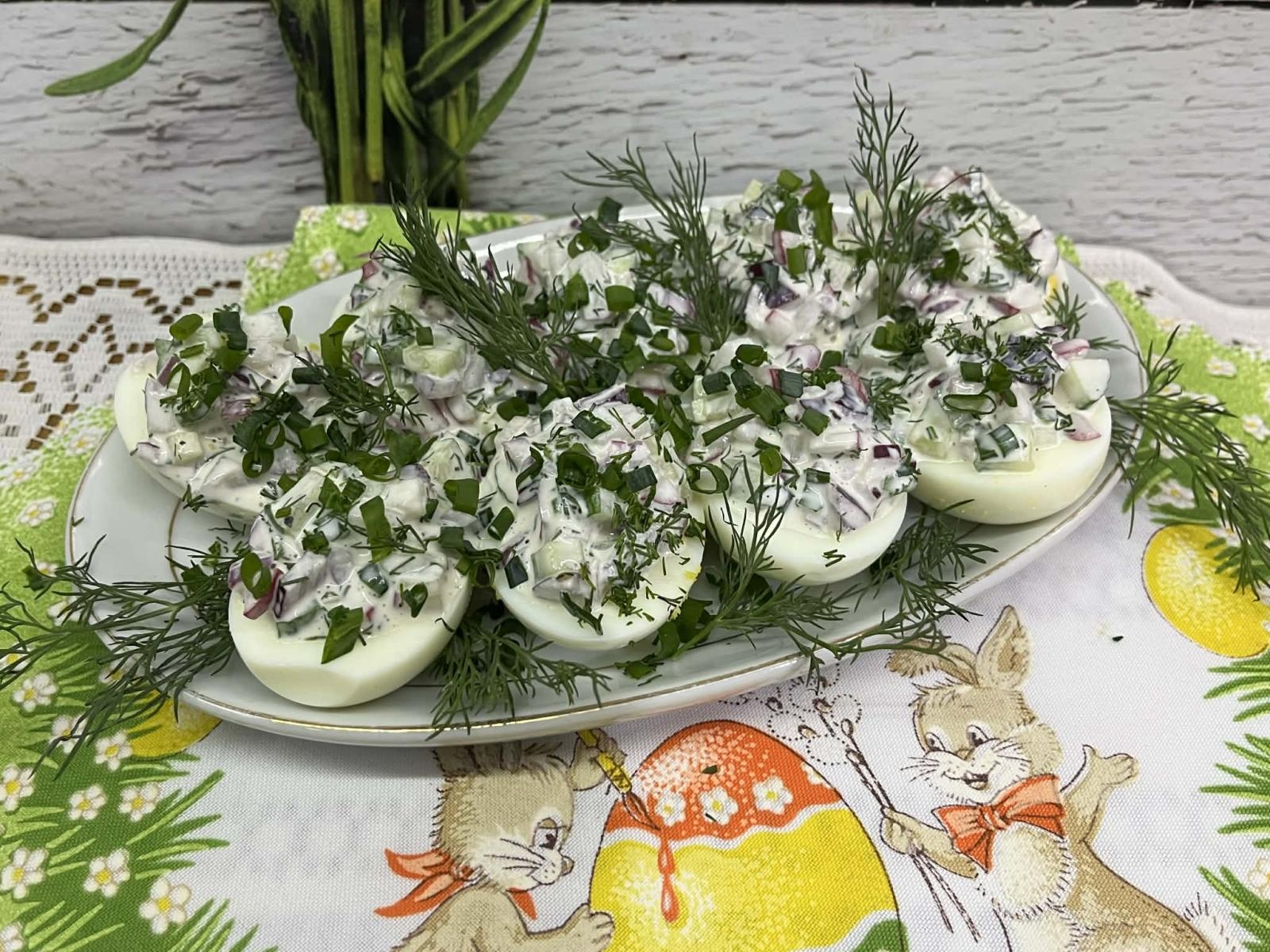 Jajka w wiosennym sosie na święta