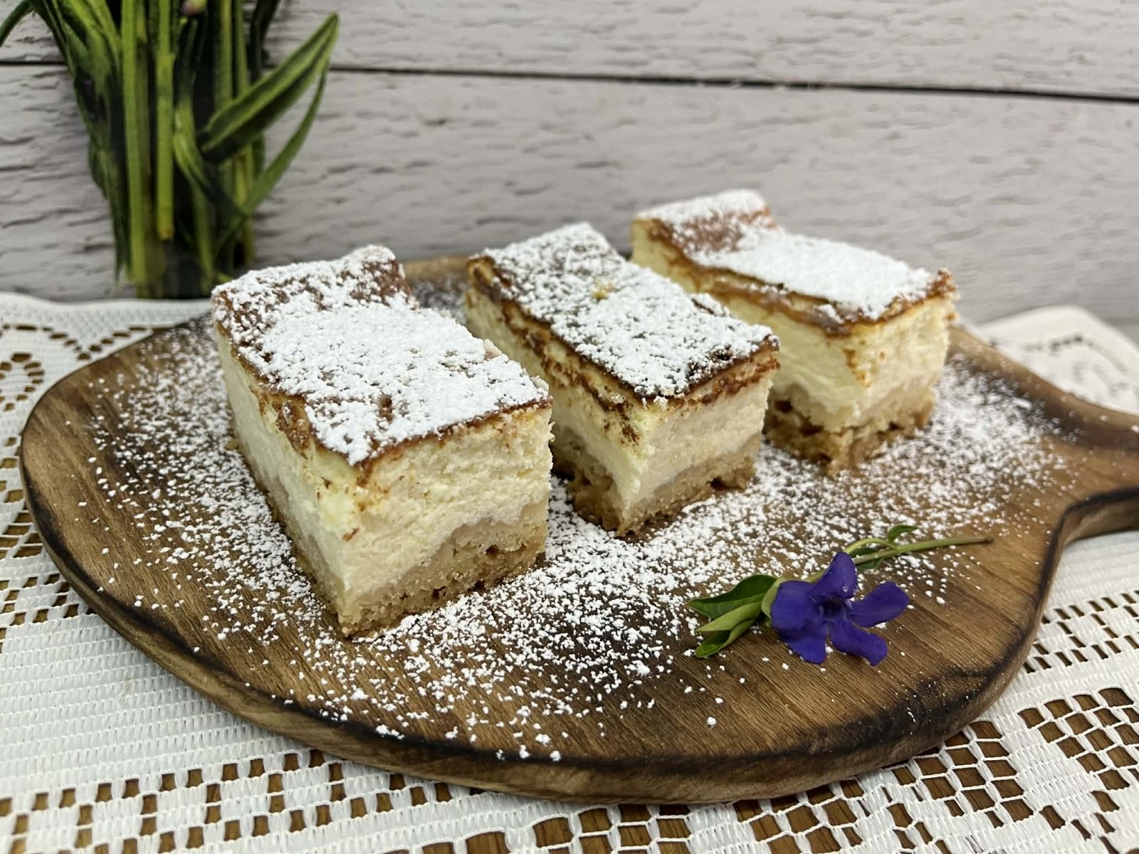 Sernik na tartym cieście