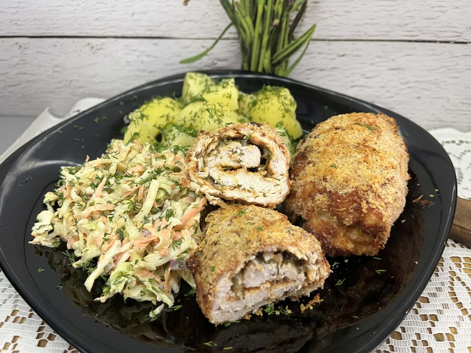 Roladki drobiowe z air fryera z koperkiem i parmezanem