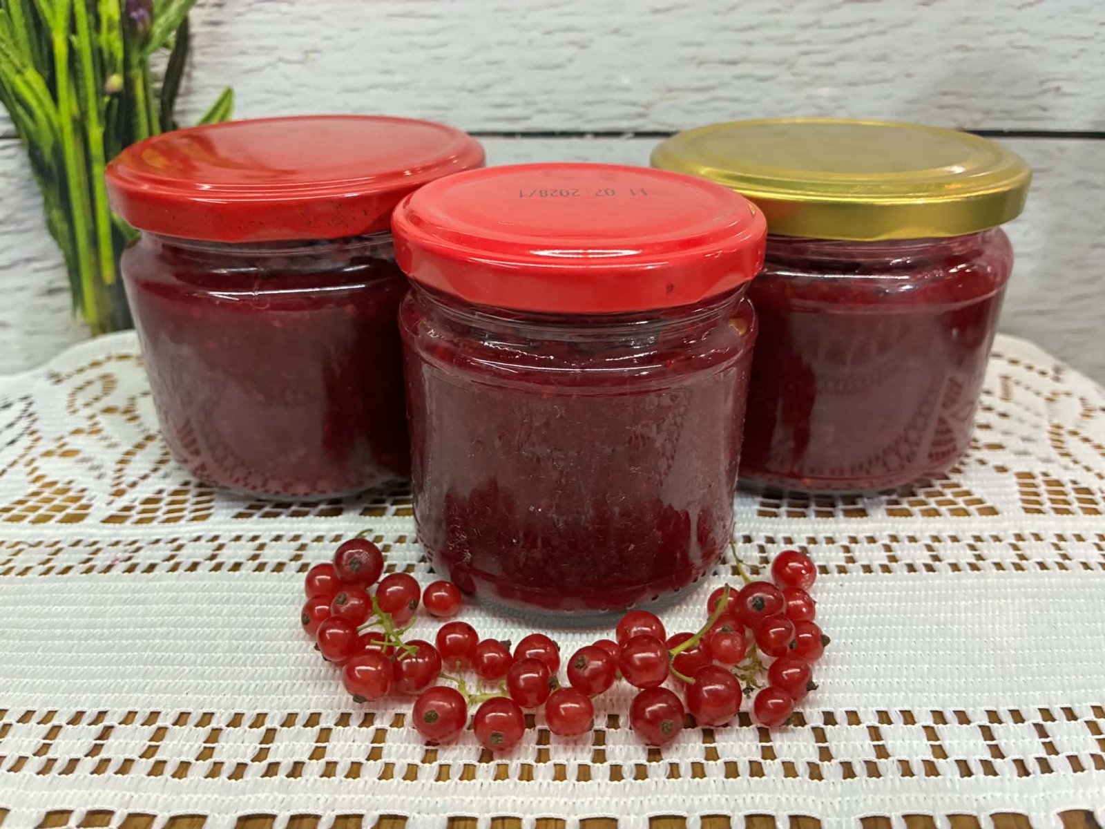 Domowy dżem z czerwonej porzeczki