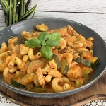 Makaron z kurczakiem i...