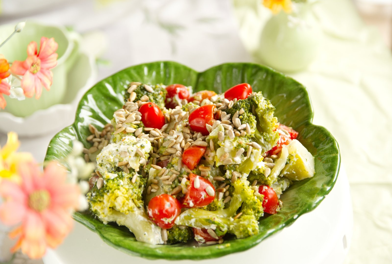 Sałatka brokułowa z fetą