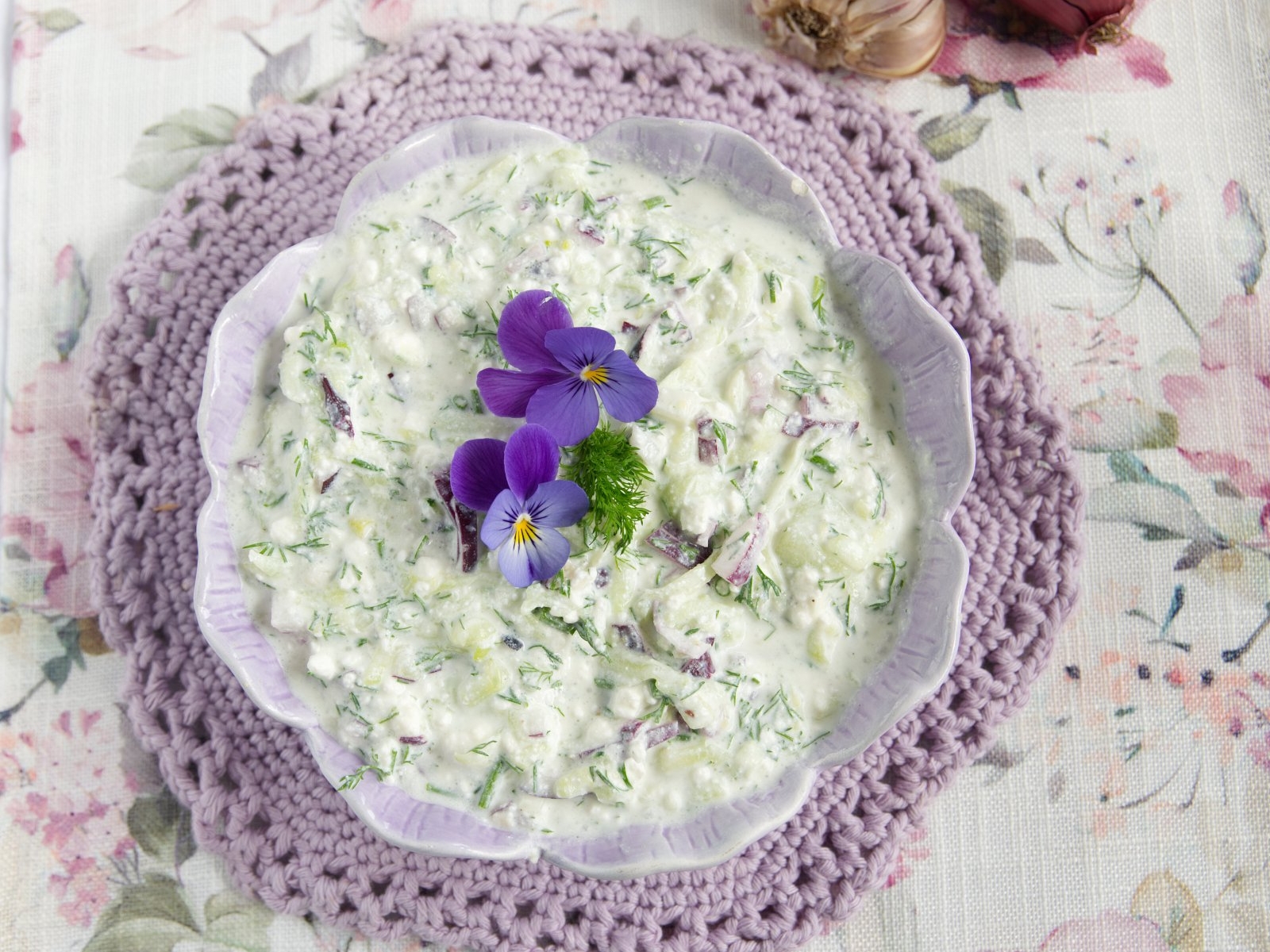 Sos tzatziki z twarożkiem do grilla