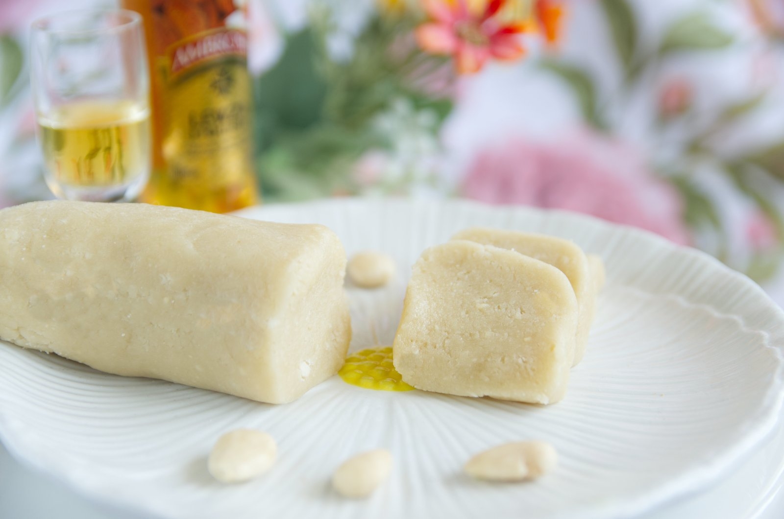 Masa marcepanowa