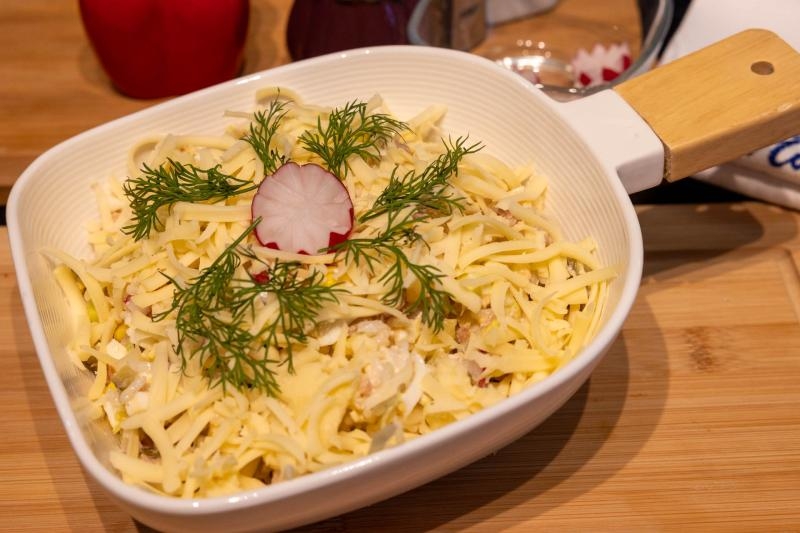 Sałatka ryżowa z tuńczykiem