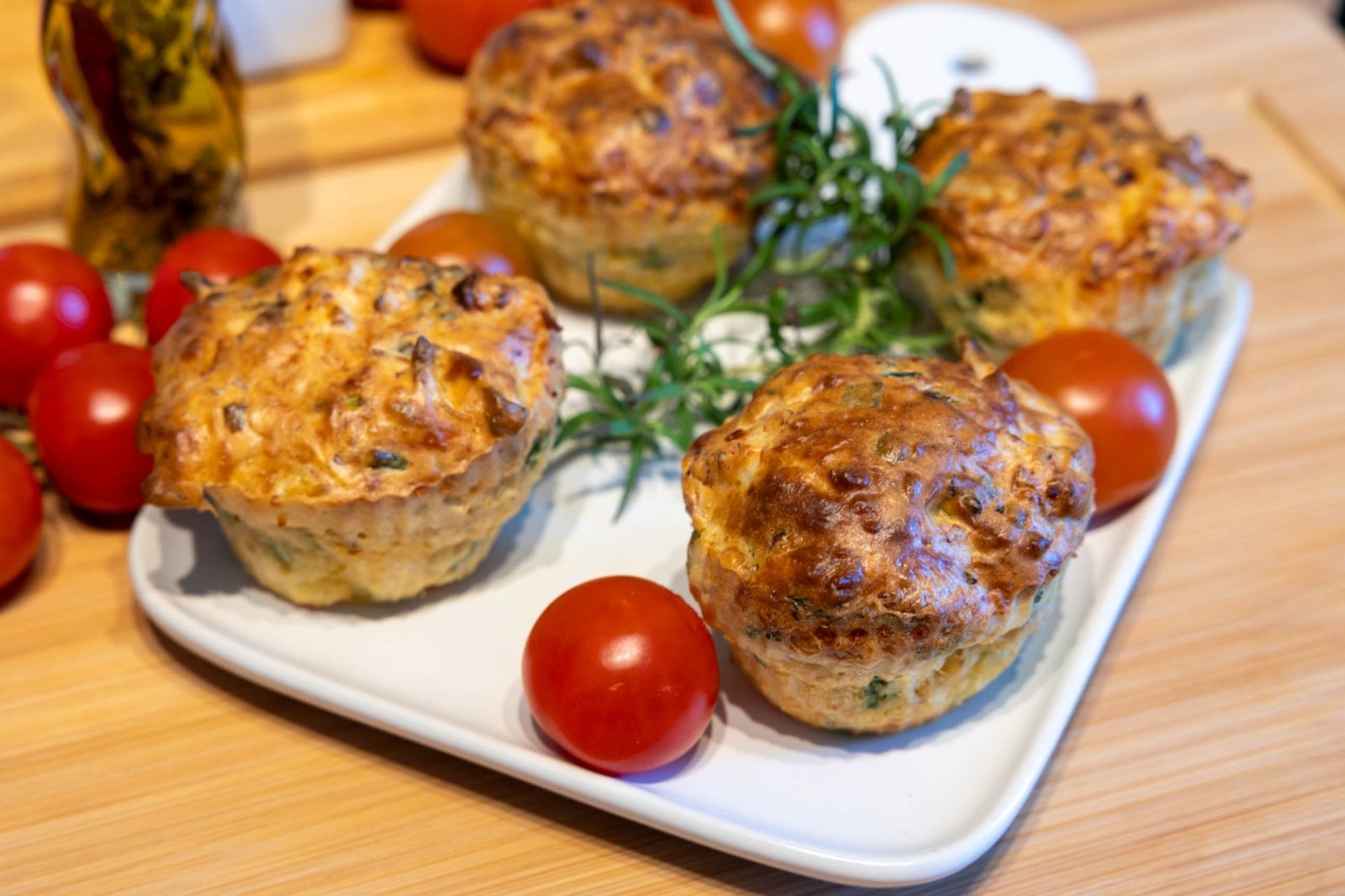 Wytrawne muffinki z kurczakiem