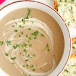 Zupa krem z pieczarek z...