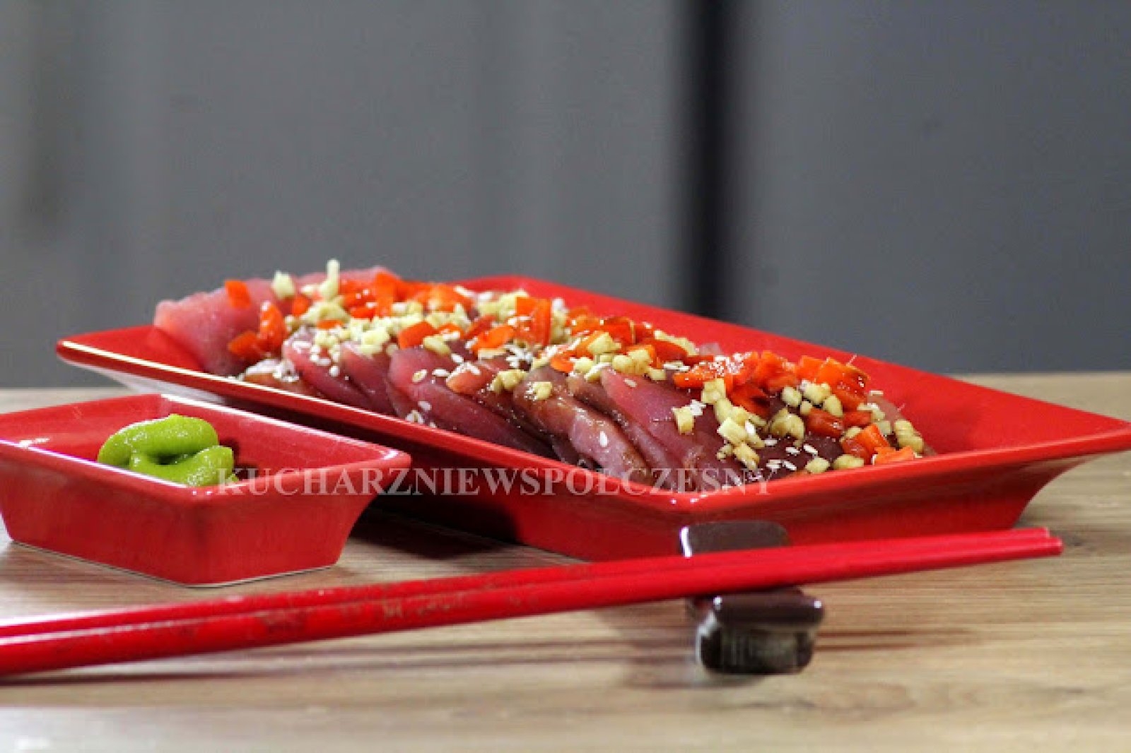 Sashimi z tuńczyka