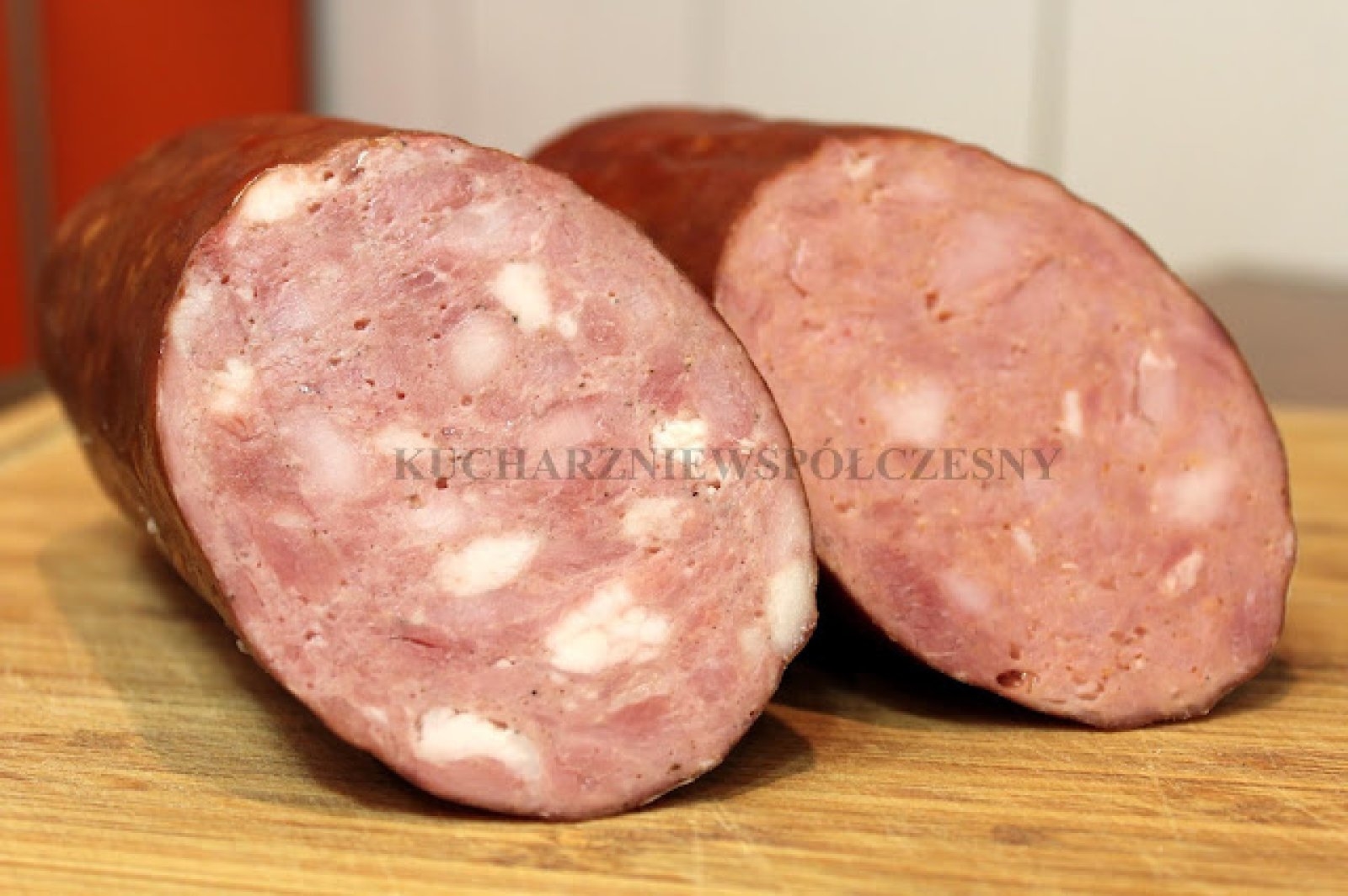 Kiełbasa czternastka parzona i parzona delikatesowa