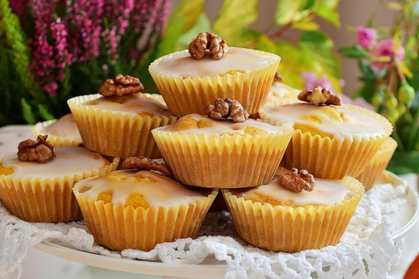 Dyniowe muffinki z lukrem
