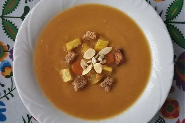 Zupa krem z cukinii i marchewki