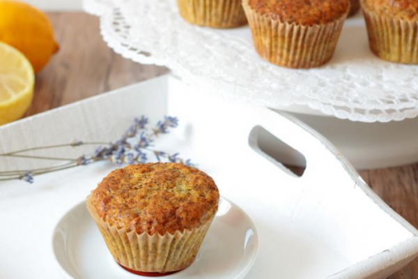 Muffiny cytrynowo-makowe