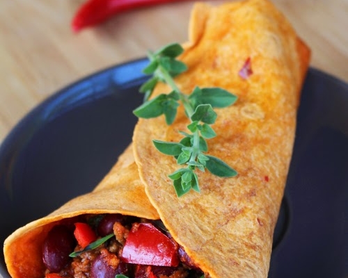 Pikantne burrito z ziołami / tortilla z mięsem